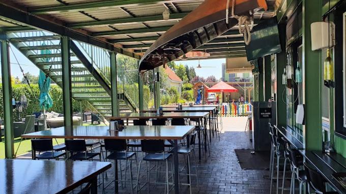 Apartamento Sulyom Panzió Tiszafüred Exterior foto