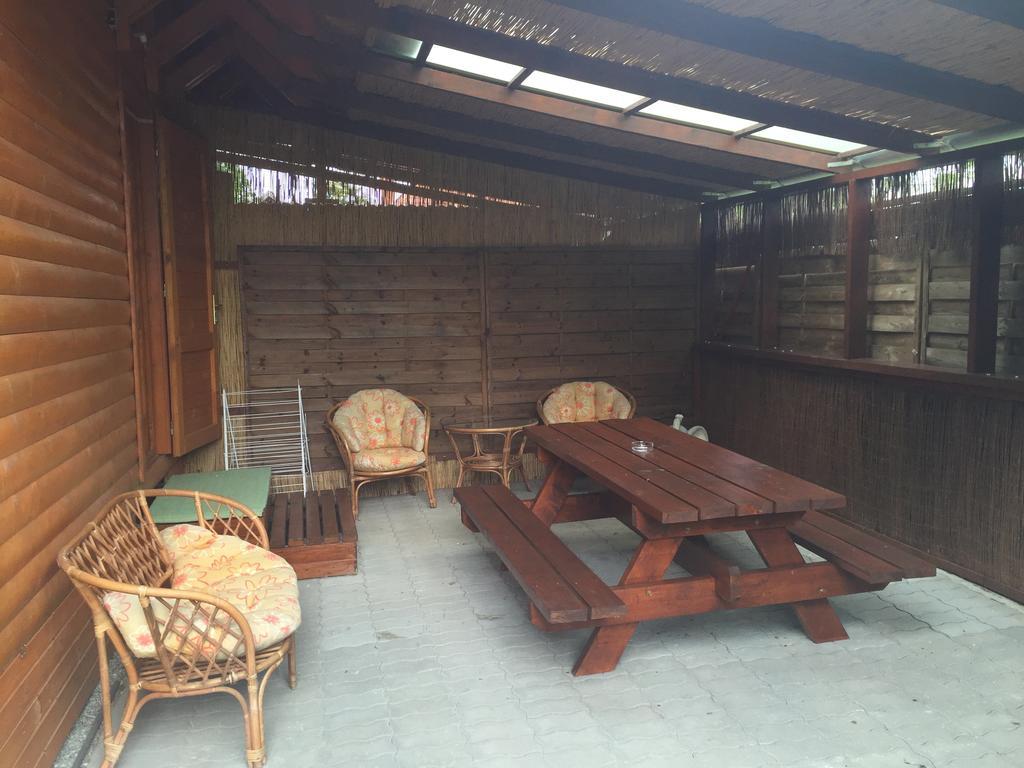Apartamento Sulyom Panzió Tiszafüred Exterior foto